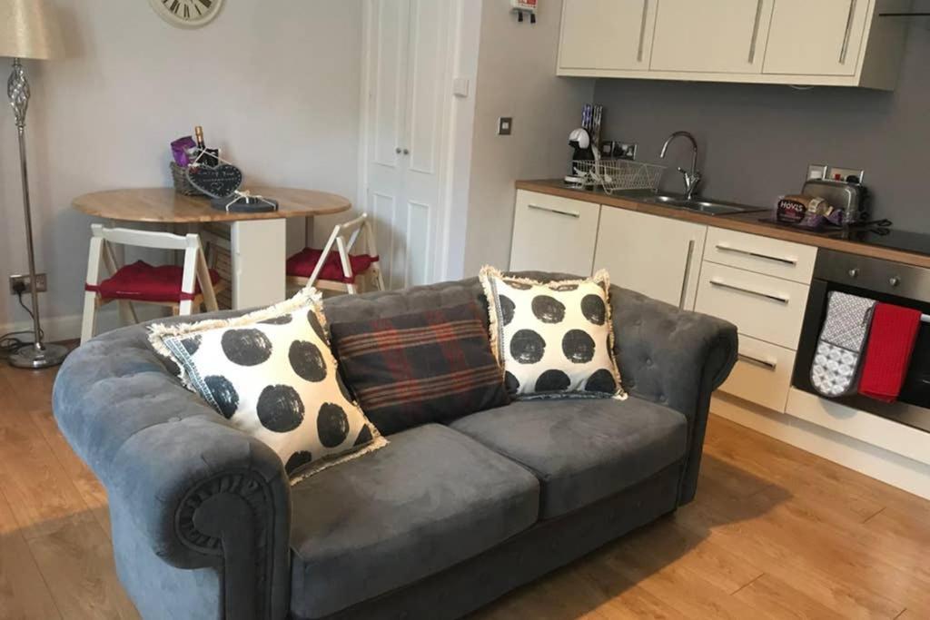 8A Tweed Cottage, Just Off The High St In 皮布尔斯 外观 照片